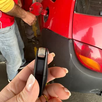 Shell Araç Anahtarımı Kırdılar