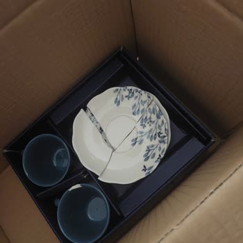 English Home Kargom Kırık Geldi