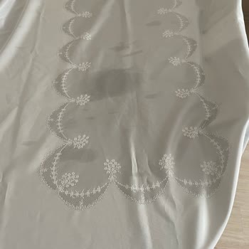 Madame Coco Masa Örtüsü Lekeli Kaldı Lekeler Çıkmıyor