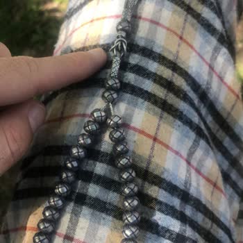 Tesbih Efendi Alışveriş Yapacak Arkadaşlara Dikkat.