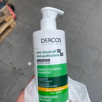 Kartal Plus Eczanesi Uyuzlu Hastaya Kepek Şampuan Satmak