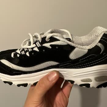 Platin Lostra'da Ayakkabı Temizliği Sırasında Ayakkabımın Dış Kısmı Zarar Gördü