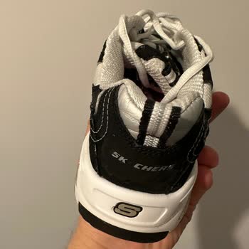 Platin Lostra'da Ayakkabı Temizliği Sırasında Ayakkabımın Dış Kısmı Zarar Gördü