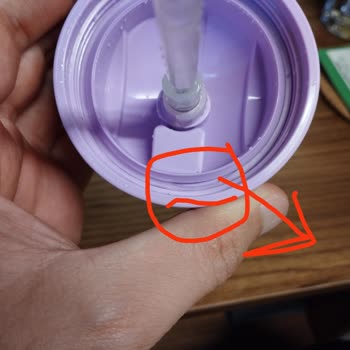 Wee Baby Suluk Su Akıtması