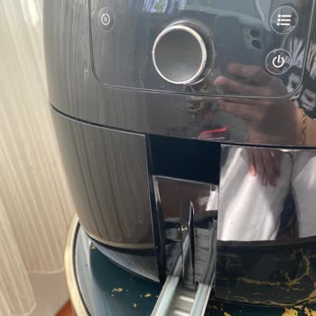 Philips Ev Aletleri Philips Airfryer Yanlarından Açıklar Var Kapağı Tam Kapanmıyor Gibi
