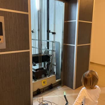 İzmir Emlak Konut Mavişehir A Bölgesi Site Yönetimi