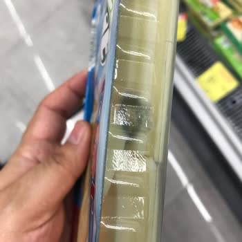 Teksüt Marketteki Küflü Peynirler