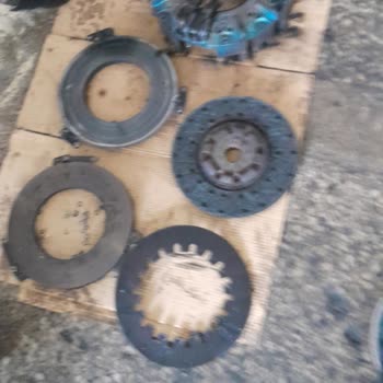 Türk Traktör Garantili Motorun Debriyaj Balatası Yanmış Suçlusu Kullanan