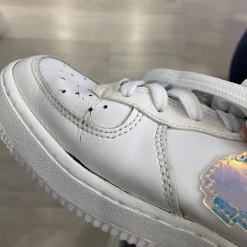 Bay Dakik Lostra Lostra Değil, Zaten Dakik Hiç Değil