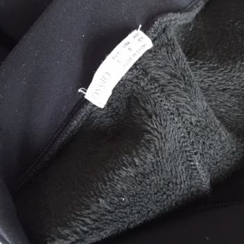 Oysho Giyim Taytta Tüylenme Oluştu