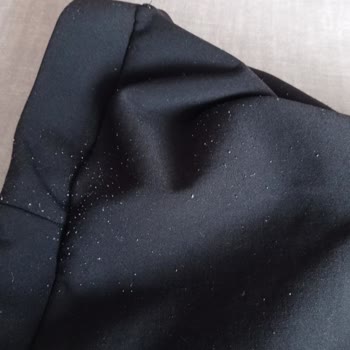 Oysho Giyim Taytta Tüylenme Oluştu