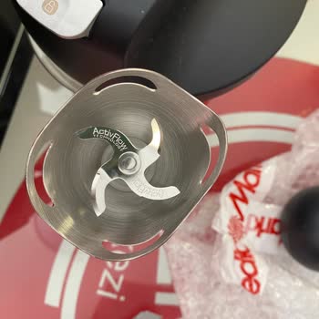 Media Markt Servise Giden Blenderın Sağlam Parçalarını Ezdi