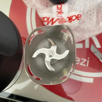 Media Markt Servise Giden Blenderın Sağlam Parçalarını Ezdi