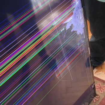 Amazon'DAN Aldığım Televizyon Parçalanmış Şekilde Geldi