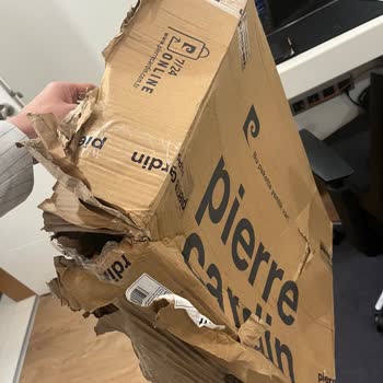 Pierre Cardin Giyim Aras Kargo'da Islanmış Ve Faturasız Ürün Gönderdi