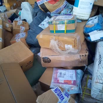 Aras Kargo Cihangir Ali Şubesi'nde Kargom Yırtılmış Ve 10 Gündür Dağıtılmıyor