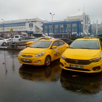 Büyük İstanbul Otogarı (Esenler Otogarı) Esenler Terminalinde Taksi Sorunu