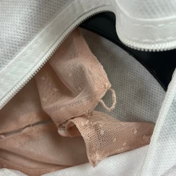 Oleg Cassini Kullanılmış ve Defolu Ürün Yollanması