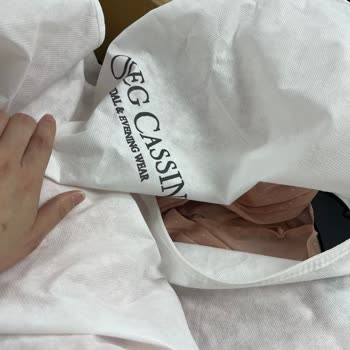 Oleg Cassini Kullanılmış ve Defolu Ürün Yollanması