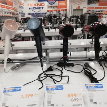 Podium AVM Teknosa Etiket Fiyatlarını Kasada Artırıyor