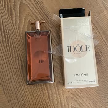 Violet Parfümeri Bozuk Parfüm Satıyor Ve Kalıcı Değil