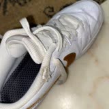 In Street Nike Ayakkabının Yanları Patladı