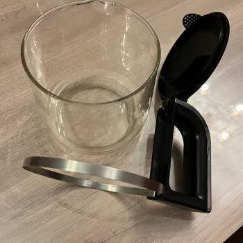 Özeller Ev Moda Merkezi Karaca Hatalı Ürünün Değişim Yapılması Gerekmektedir!