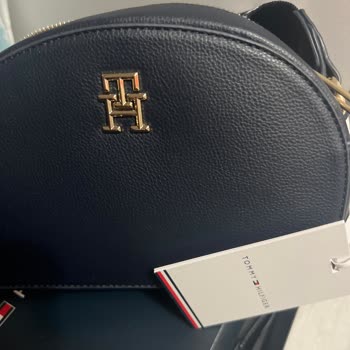 Tommy Hilfiger Çanta Müşteri Hizmetleri