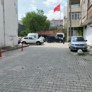 Emniyet Genel Müdürlüğü Hatalı Park Ve Hakaret