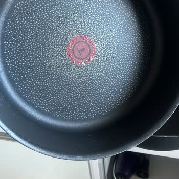 Tefal Tavalarımın İçleri Üç Yılda Attı