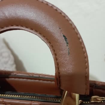 Honey Bags Defolu Çanta Satıyor