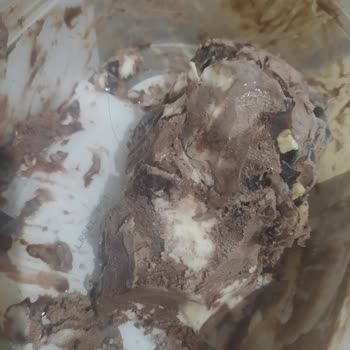 Algida Dondurmadan Kıl Çıkması