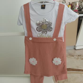 Bloomkiids (Instagram) İnsan Yanıltma