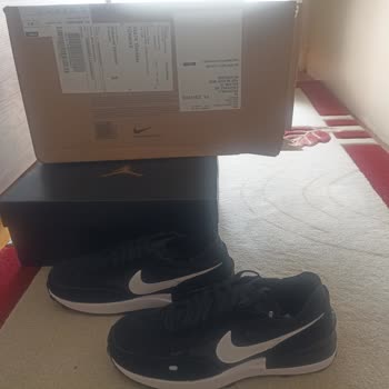 Nike Yanlış Ayakkabı Gönderilmesi