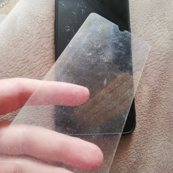 Media Markt Ömür Boyu Kırılmaz Cam