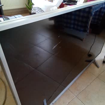 Beko TV Kırık Ekran