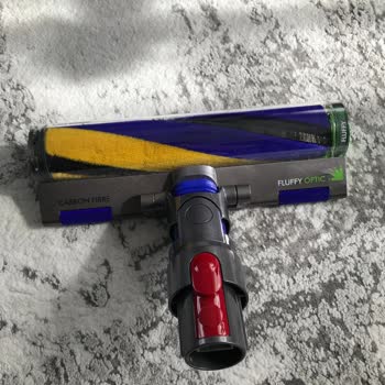 Dyson Lazer Başlığımın Açma Kapama Düğmesi Yok