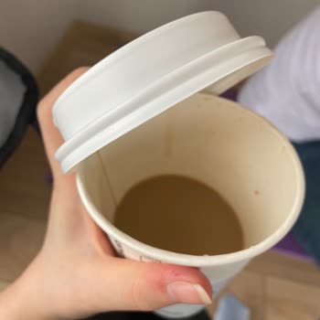 Çayırova Starbucks Başkasının Atık Kahvesini Verdi