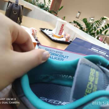 Sketchers Yeni Sezon Ayakkabım Yırtıldı Marka Arkasında Durmuyor