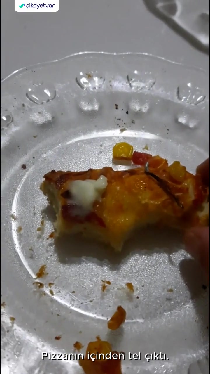 Nimet Gıda Pizzadan Tel Çıktı! videonun kapak resmi