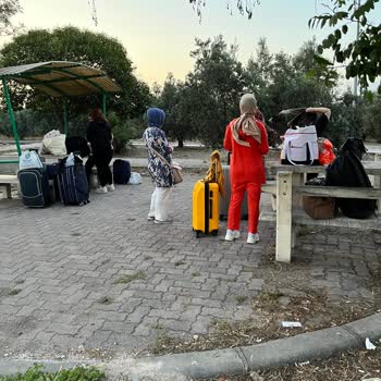 Efulim Turizm Gezi Kulübünün Bizi Dört Saat Bekletmesi Ve Hakaret Etmesi
