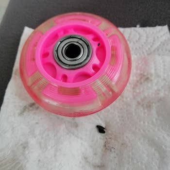 Trendyol Kusurlu Paten Tekeri