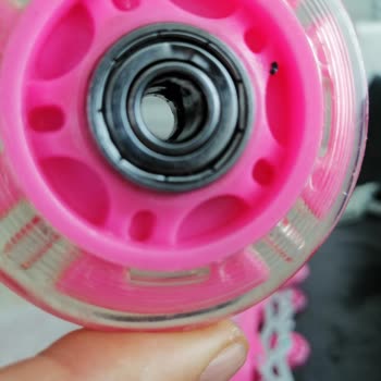 Trendyol Kusurlu Paten Tekeri