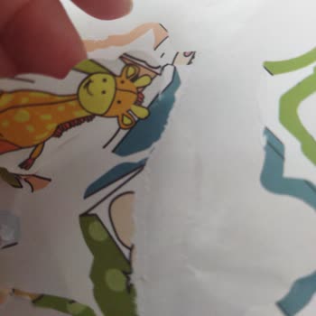 Minika Çocuk Minika Yapıştır Tamamla Dergisinin Etiketleri Yırtılma Sorunu