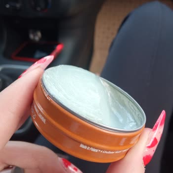 Vaseline Cocoa Butter Lip