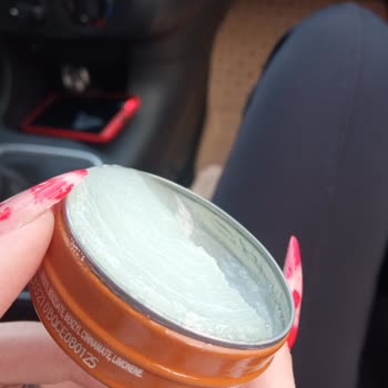 Vaseline Cocoa Butter Lip