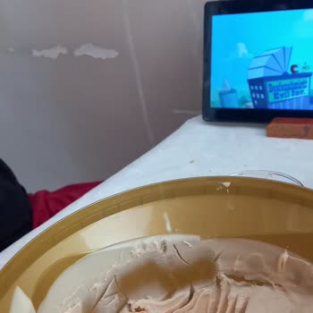 Fiskobirlik Hijyen Eksikliği (kıl Çıktı)