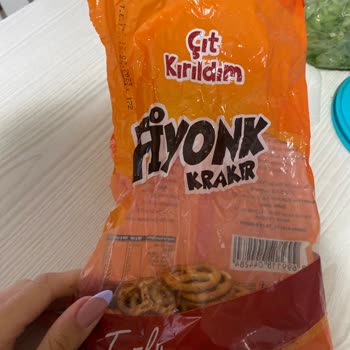 A101 Krakerin İçinden Kıl Çıktı