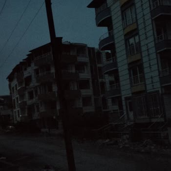 Toroslar Elektrik Dağıtım Sokak Lambaları Çalışmıyor!