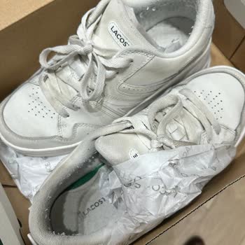 Lacoste Olmaması Gereken Mağduriyetlik